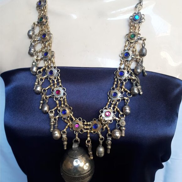 Vintage Bells Tribal Afghan Bib Necklace Silver Kuchi Bib Necklace With Bells - Picture 4 of 12